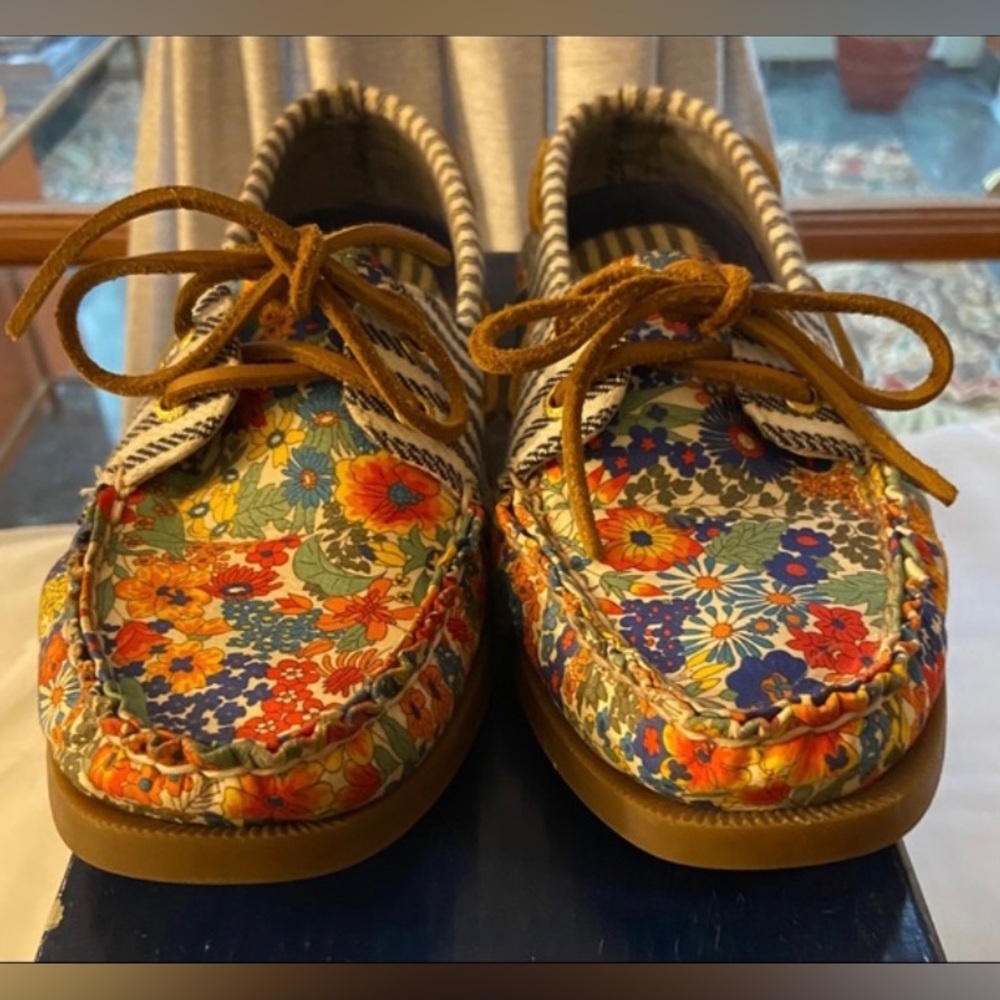 SPERRY BOAT SHOE